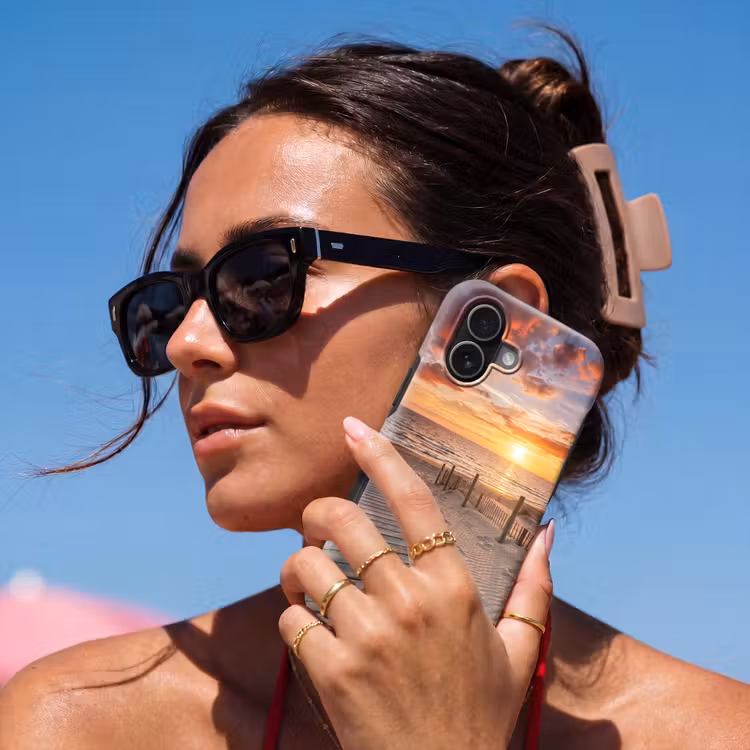 Strand - Zonsondergang - Zee - Natuur - Oranje Toughcase MagSafe Apple iPhone 17 klein -Sfeer2V