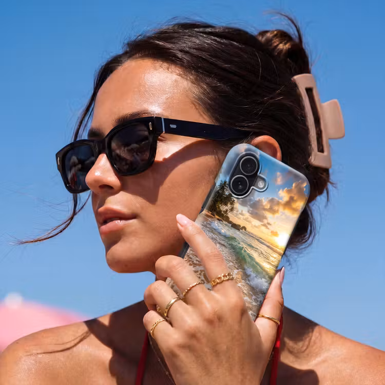 Strand - Zonsondergang - Golven - Natuur - Goud Toughcase MagSafe Apple iPhone 17 klein -Sfeer2V