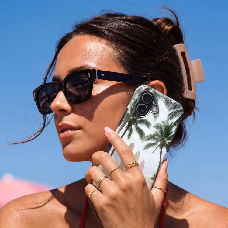 Surfboard - Palmbomen - Kleurrijk Toughcase MagSafe Apple iPhone 17 klein -Sfeer2V