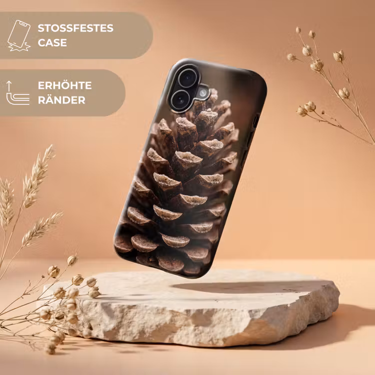 Dennenappel - Bos - Herfst - Bruin - Sfeervol Toughcase MagSafe Apple iPhone 17 klein -USP_RandenV_DE