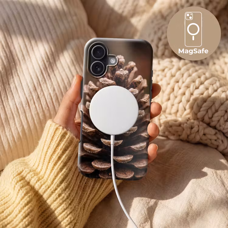 Dennenappel - Bos - Herfst - Bruin - Sfeervol Toughcase MagSafe Apple iPhone 17 klein -USP_MagsafeV