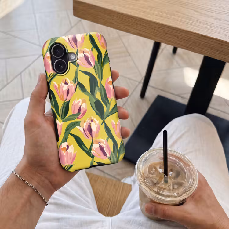 Tulpen - Botanisch - Geel Toughcase MagSafe Apple iPhone 17 klein 1017 -Sfeer1M