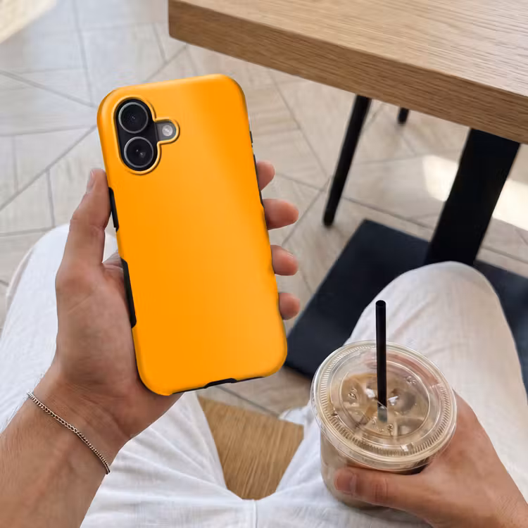 Warm - Ochre - Oranje Toughcase MagSafe Apple iPhone 17 klein 1017 -Sfeer1M