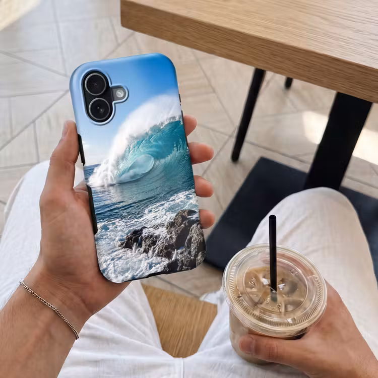 Golf - Oceaan - Brekend - Water - Blauw Toughcase MagSafe Apple iPhone 17 klein -Sfeer1M