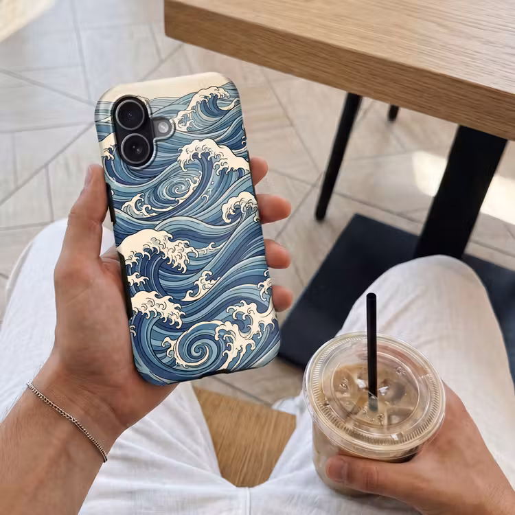 Golven - Zee - Natuur - Abstract - Blauw Toughcase MagSafe Apple iPhone 17 klein -Sfeer1M
