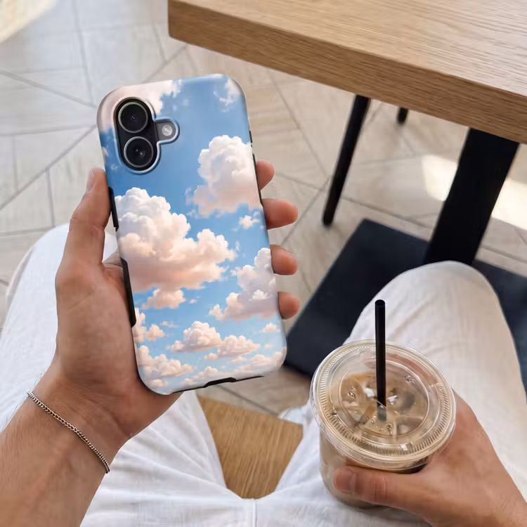 Wolken - Hemel - Natuur - Licht - Blauw Toughcase MagSafe Apple iPhone 17 klein -Sfeer1M