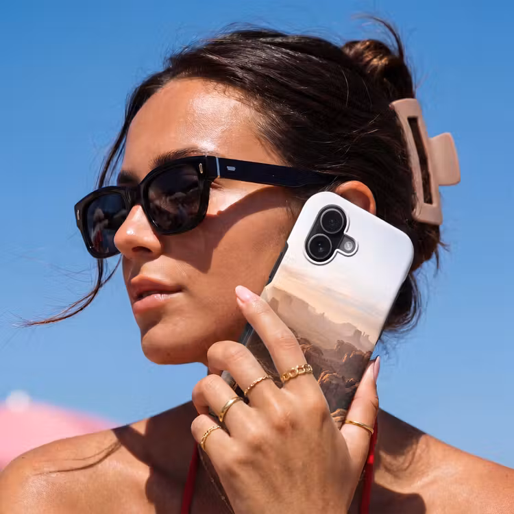 Woestijn - Landschap - Natuur Toughcase MagSafe Apple iPhone 17 klein -Sfeer2V