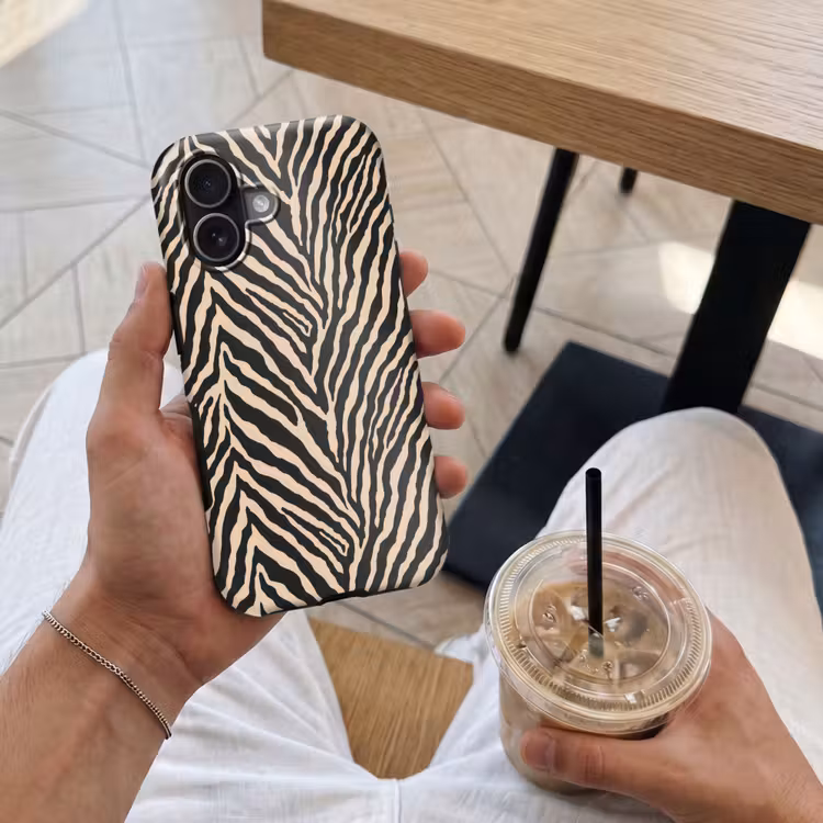 Zebra - Klassiek - Zwart Toughcase MagSafe Apple iPhone 17 klein 1017 -Sfeer1M
