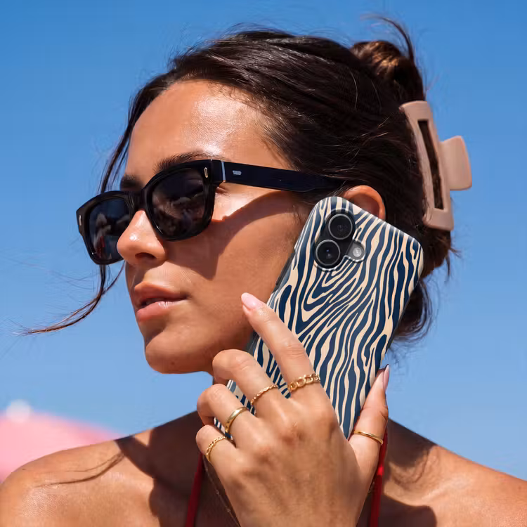 Zebra - Patroon - Blauw - Beige Toughcase MagSafe Apple iPhone 17 klein 1017 -Sfeer2V