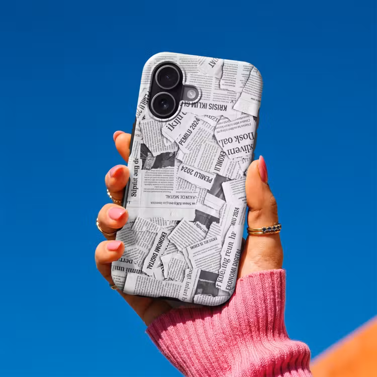Krant - Versnipperd - Textuur - Zwart-wit - Abstract Toughcase MagSafe Apple iPhone 17 klein -Sfeer1V
