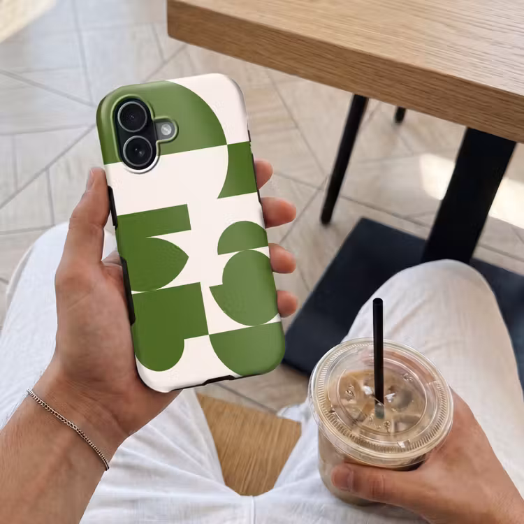 Abstract - Geometrie - Modern - Groen - Wit Toughcase MagSafe Apple iPhone 17 klein -Sfeer1M