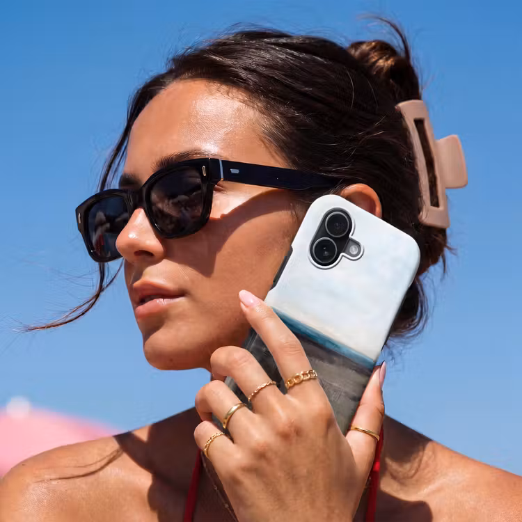 Abstract - Landschap - Horizon - Blauw - Modern Toughcase MagSafe Apple iPhone 17 klein -Sfeer2V