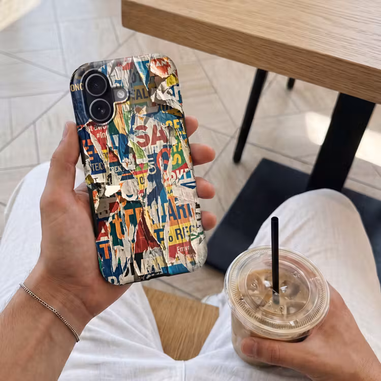 Abstract - Gelaagd papier - Urban - Modern - Kleurrijk Toughcase MagSafe Apple iPhone 17 klein -Sfeer1M