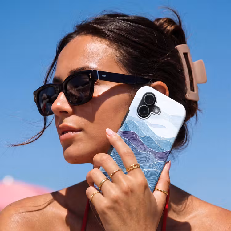 Abstract - Golven - Patroon - Blauw - Modern Toughcase MagSafe Apple iPhone 17 klein -Sfeer2V