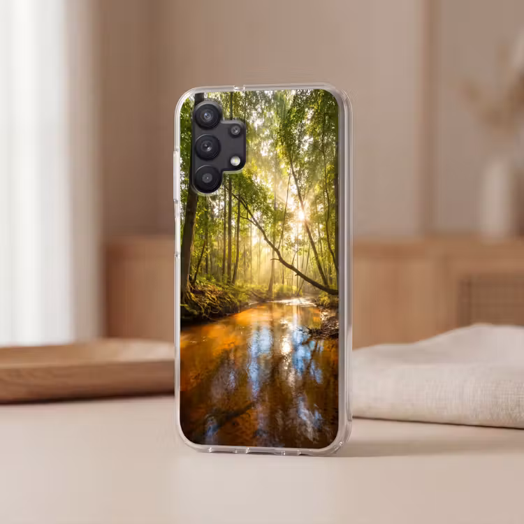 Bos - Beek - Zonlicht - Natuur - Groen Telefoonhoesje Samsung Galaxy A32 5G klein -sfeer2