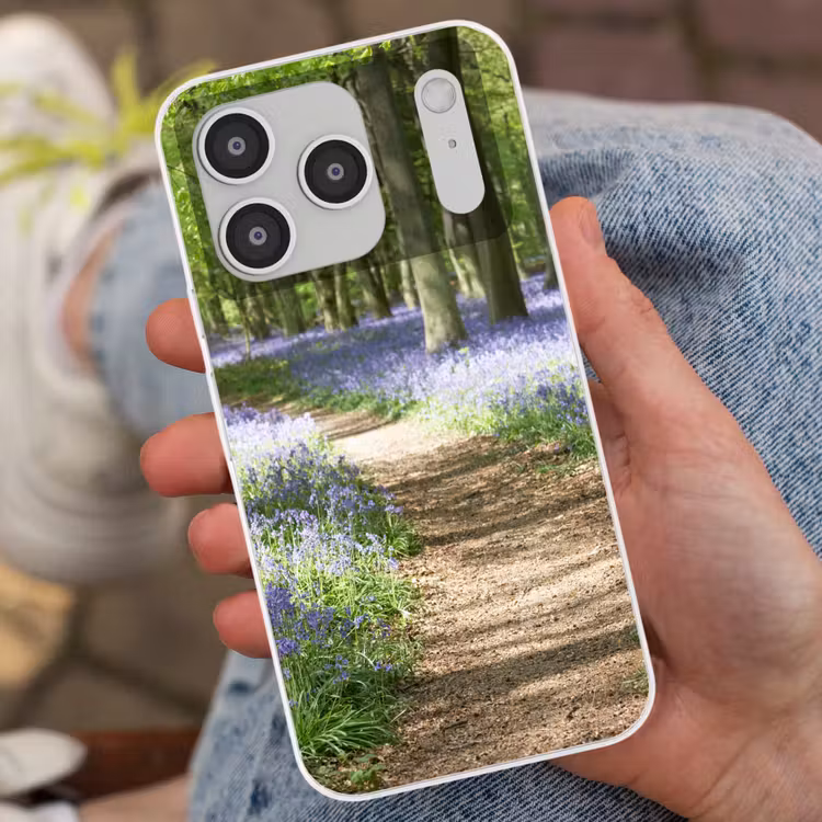 Bos - Pad - Bloemen - Paars - Groen - Natuur Telefoonhoesje iPhone 17 Pro klein -sfeer2