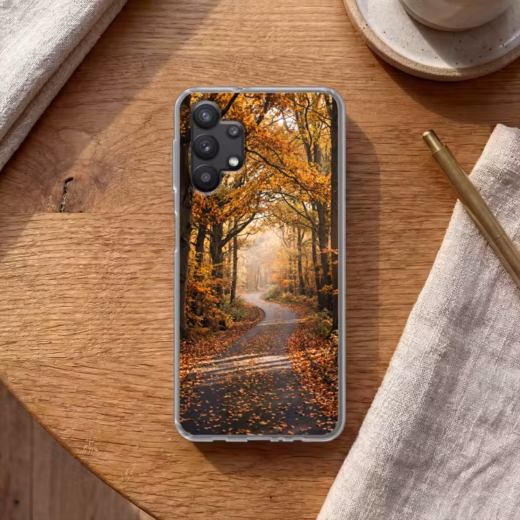 Bospad - Herfstbos - Bladeren - Oranje - Nostalgisch Telefoonhoesje Samsung Galaxy A32 5G klein -sfeer1