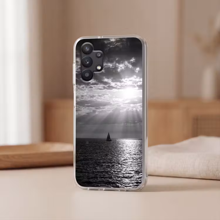 Water - Boot - Lucht - Natuur - Zwart-wit Telefoonhoesje Samsung Galaxy A32 5G klein -sfeer2