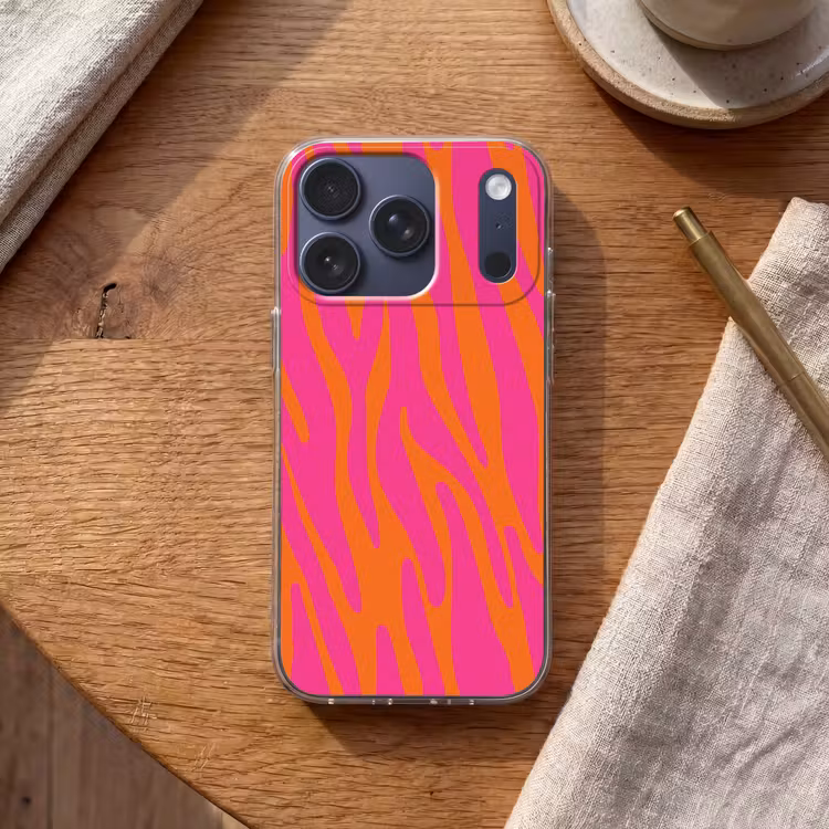 Zebraprint - Roze - Oranje - Dierenprint Telefoonhoesje iPhone 17 Pro klein -sfeer1