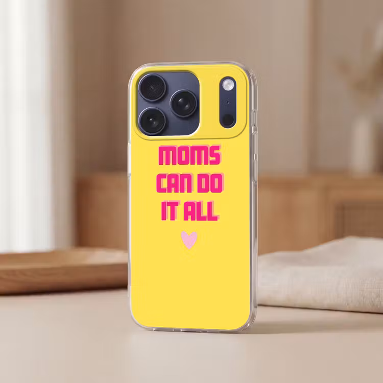 Quote - Moeder - Hartje - Roze Telefoonhoesje iPhone 17 Pro klein -sfeer2