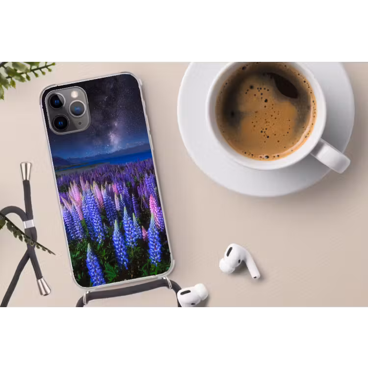 Bloemen - Nacht - Nieuw-Zeeland - Sterrenhemel - Paars - Natuur Hoesje iPhone 12 Pro met koord klein -oordop