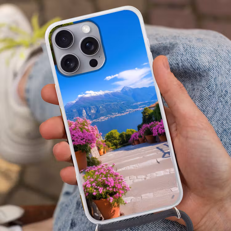 Lake Como - Italië - Landschap Hoesje iPhone 16 Pro Max met koord klein -sfeer3