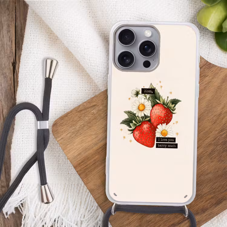 Aardbeien - Madeliefjes - Quote - Sterretjes Hoesje iPhone 16 Pro Max met koord klein -sfeer4