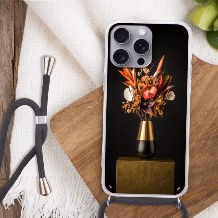 Exotisch - Boeket - Vaas - Goud Hoesje iPhone 16 Pro Max met koord klein -sfeer4