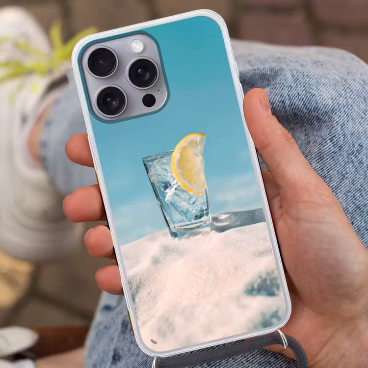 Glas - ijsblokjes - Citroen Hoesje iPhone 16 Pro Max met koord klein -sfeer3