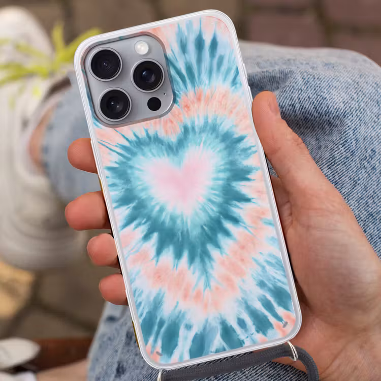 Hartvormig - Tie dye - Pasteltinten - Lichtgroen Hoesje iPhone 16 Pro Max met koord klein -sfeer3