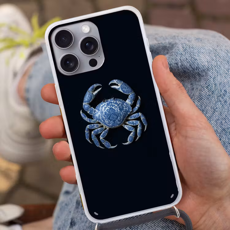 Krab - Delfts blauw - Dieren Hoesje iPhone 16 Pro Max met koord klein -sfeer3