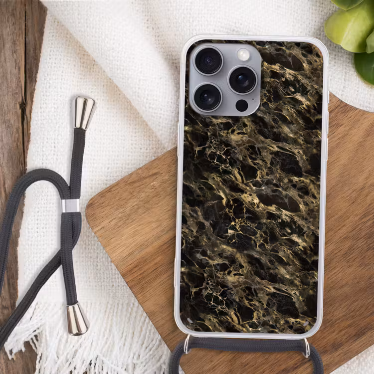 Kristal - Goud - Zwart - Marmer Hoesje iPhone 16 Pro Max met koord klein 804 -sfeer4
