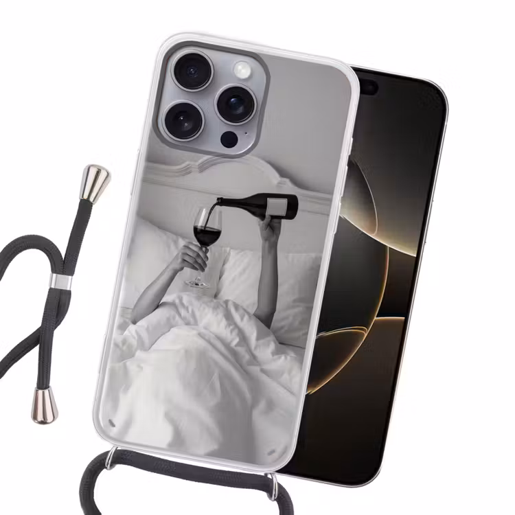 Lakens - Armen - Wijn - Glas Hoesje iPhone 16 Pro Max met koord klein -sfeer1