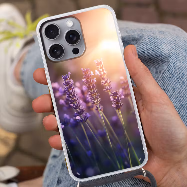 Lavendelbloemen - Paars - Zonlicht Hoesje iPhone 16 Pro Max met koord klein -sfeer3