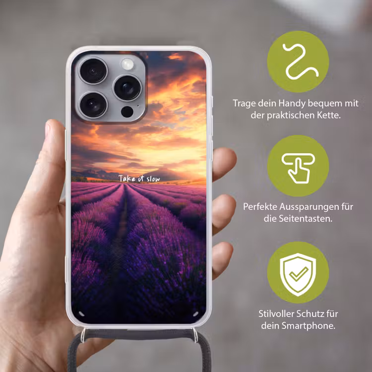 Lavendelveld - Quote - Zonsondergang Hoesje iPhone 16 Pro Max met koord klein -sfeer2_DE