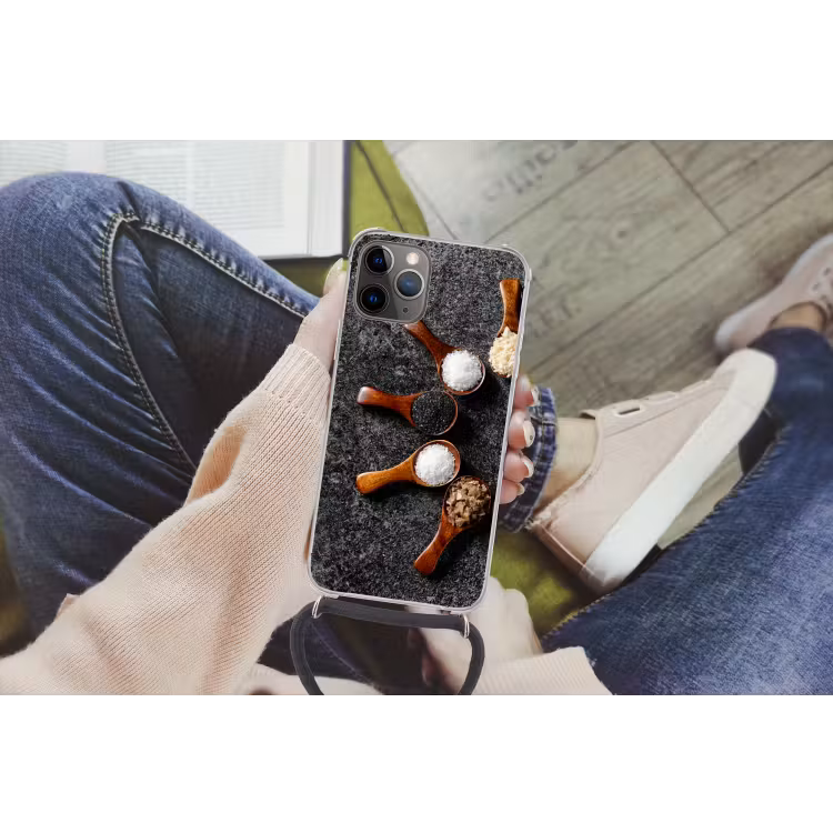 Lepel - Kruiden - Specerijen - Keuken - Industrieel Hoesje iPhone 12 Pro met koord klein -hand