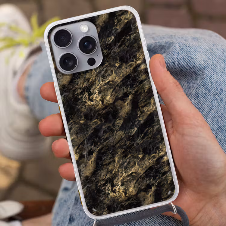 Marmer - Zwart - Goud Hoesje iPhone 16 Pro Max met koord klein 804 -sfeer3