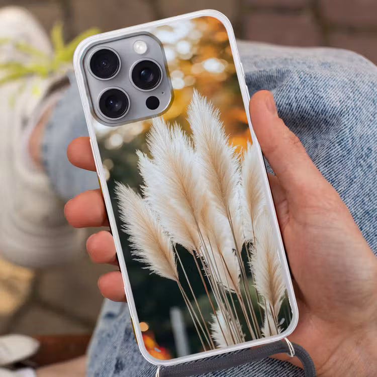 Pampasgras - Pluimen - Sierlijk Hoesje iPhone 16 Pro Max met koord klein -sfeer3
