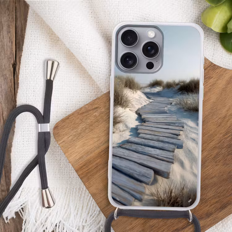 Pad - Planken - Duinen - Gras Hoesje iPhone 16 Pro Max met koord klein -sfeer4