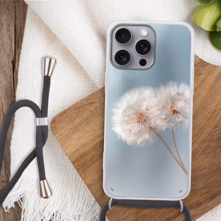 Paardenbloemen - Pluisjes - Wit Hoesje iPhone 16 Pro Max met koord klein -sfeer4