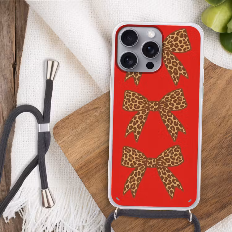 Strikken - Panterprint - Rood Hoesje iPhone 16 Pro Max met koord klein -sfeer4