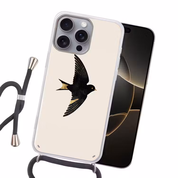 Zwarte zwaluw - Gouden accenten - Lichte achtergrond Hoesje iPhone 16 Pro Max met koord klein -sfeer1