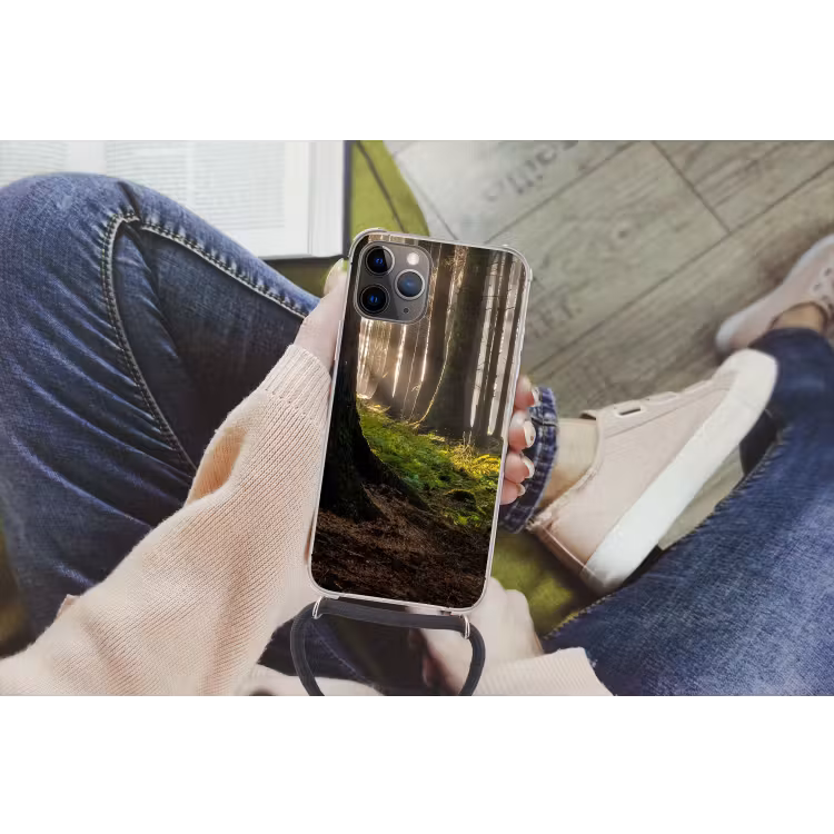 Zonlicht - Takken - Boom - Bos Hoesje iPhone 12 Pro met koord klein -hand