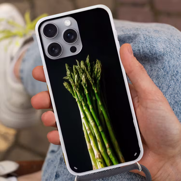 Asperges - Felgroen Hoesje iPhone 16 Pro Max met koord klein -sfeer3