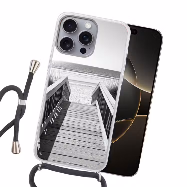 Loopbrug - Hout - Strand - Zee Hoesje iPhone 16 Pro Max met koord klein -sfeer1