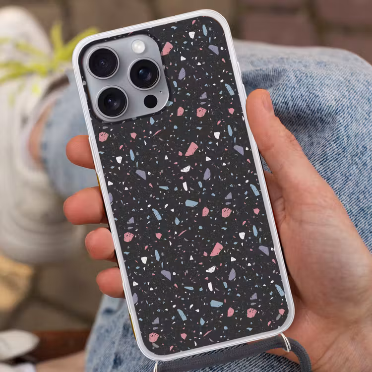 Terrazzo - Patroon - Zwart - Zacht Hoesje iPhone 16 Pro Max met koord klein 804 -sfeer3