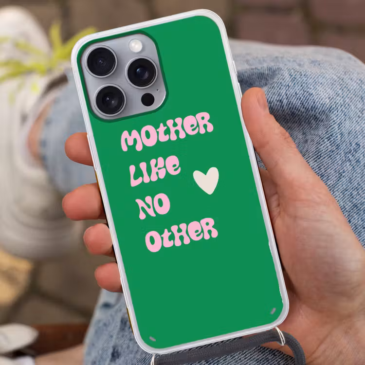 Tekst - Hartje - Moeder - Groen Hoesje iPhone 16 Pro Max met koord klein -sfeer3