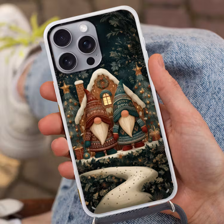 Kerst - Gnomen - Peperkoekhuisje - Rood - Groen Hoesje iPhone 16 Pro Max met koord klein -sfeer3