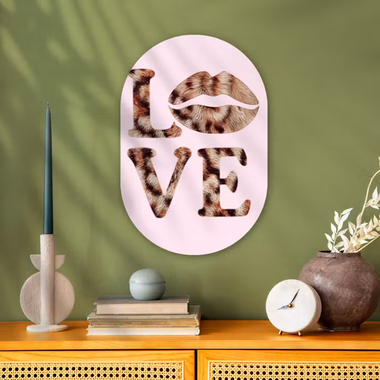 Tekst - Love - Pantervacht - Lichtroze Wandcirkel Ovaal Forex klein -sfeer2
