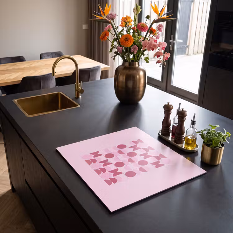 Abstract - Geometrisch - Cirkels - Roze - Modern Inductie beschermer vinyl 3mm middel -sfeer5